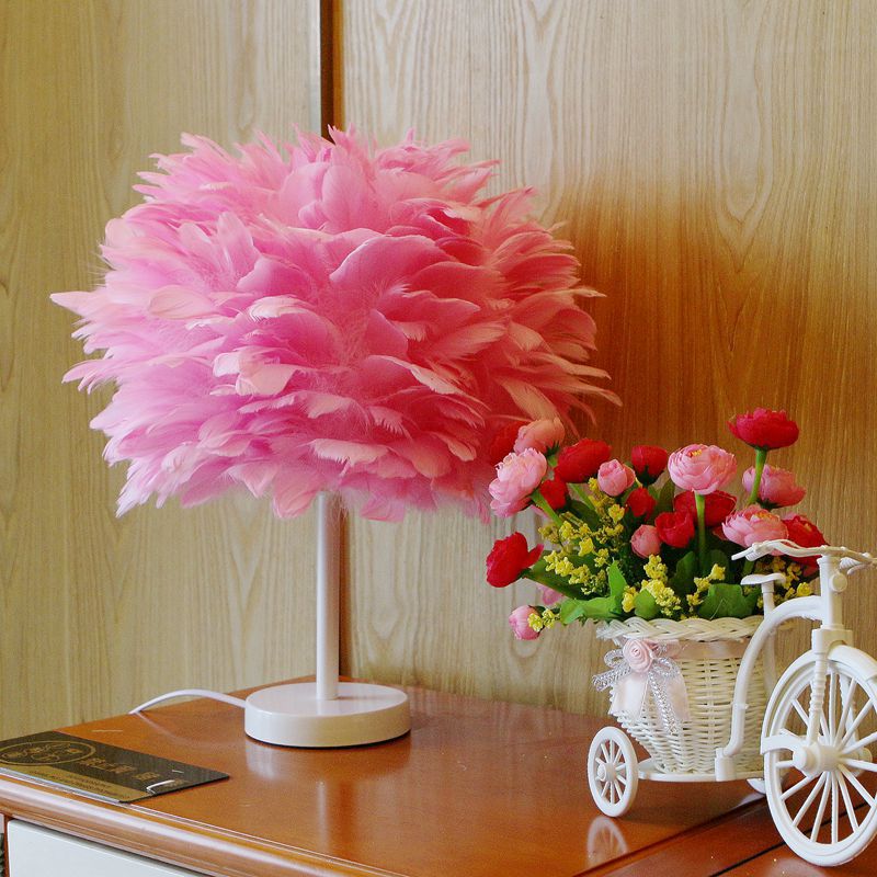 Bedroom Artistic Lamp Feather Table Lamp