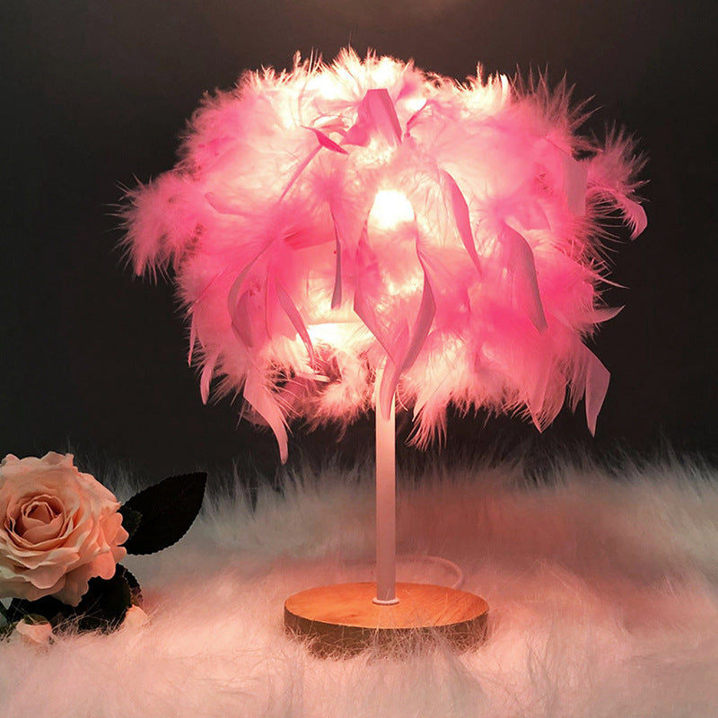 Creative Table Lamp Decorative Feather Bedside Lamp